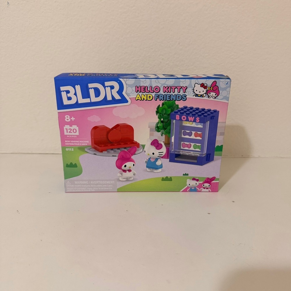 BLDR Hello Kitty and Friends Bow Vending Machine Building Set